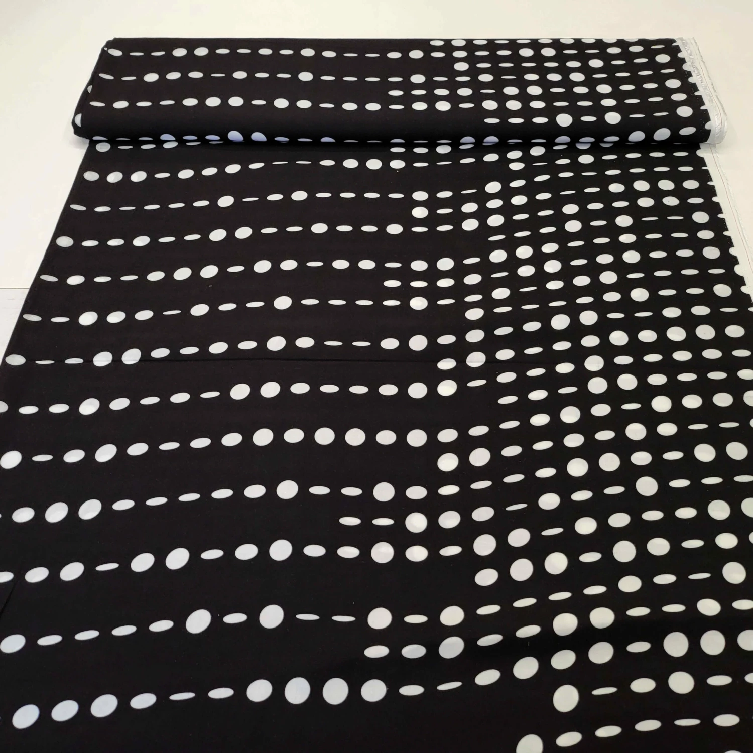 VISKOSE STOFF - Fb. SCHWARZ / WEISS – Bild 2